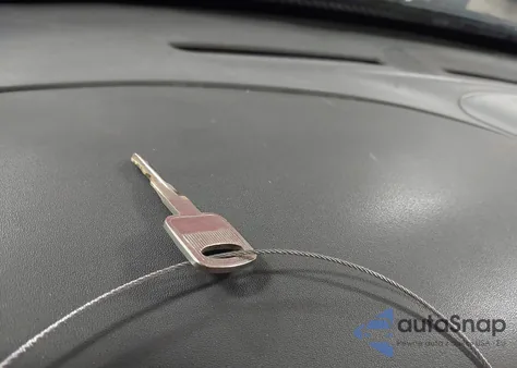 1998 Ford F-150 Lariat/Standard/Xl/Xlt из США, поврежденный, VIN 1FTZF18W9WNA76591